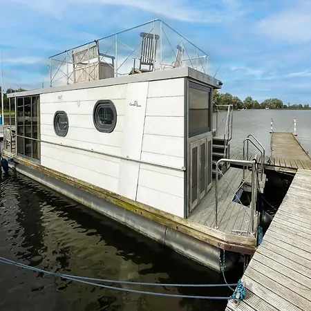 Boathouse With View Terrace * Uitgeest